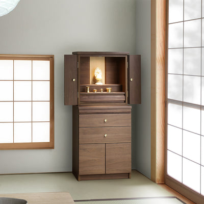 和室と洋室、どちらとも相性が良い、モダンなデザインの日本製仏壇です。